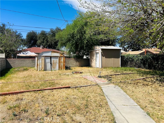 Detail Gallery Image 8 of 10 For 3432 N Sierra Way, San Bernardino,  CA 92405 - 2 Beds | 1 Baths