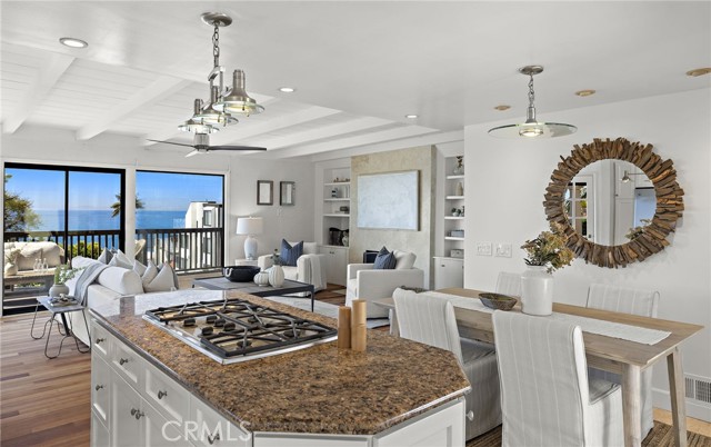 Detail Gallery Image 8 of 40 For 32056 Coast Highway, Laguna Beach,  CA 92651 - 3 Beds | 1 Baths