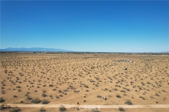 2 Lynn Road, Apple Valley, California 92307, ,Land,For Sale,2 Lynn Road,CRHD23170098