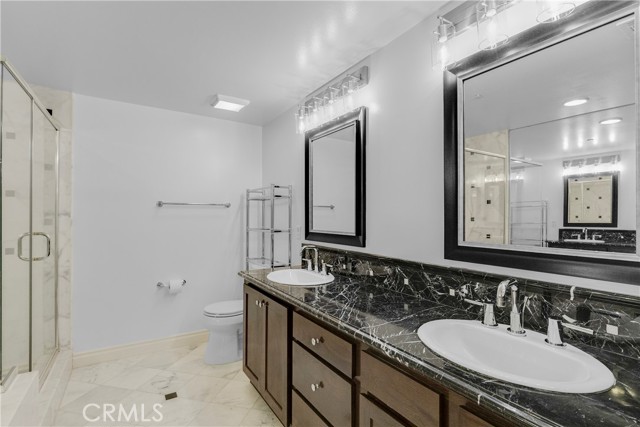 4424 Whitsett Avenue, 110 photo 16