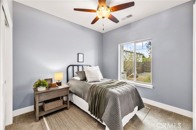2851 Pin Oak Lane, Chico CA: https://media.crmls.org/medias/351600f0-caa9-4919-89a9-c43a136ce58c.jpg
