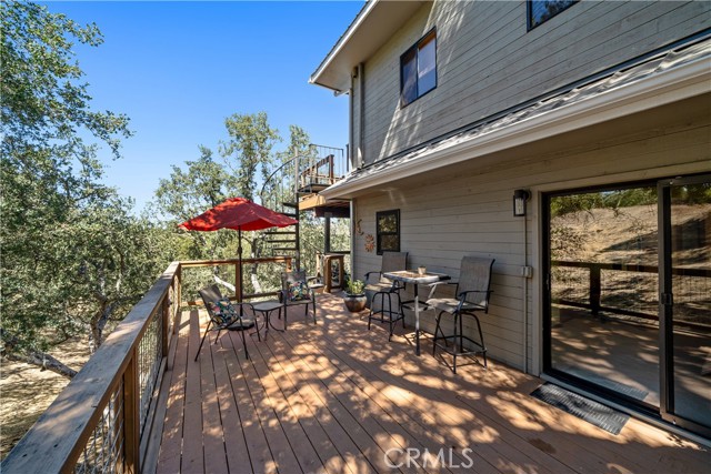 9055 Junipero Avenue, Atascadero CA: https://media.crmls.org/medias/3516210c-c5a5-461e-b33b-07d530ba3c14.jpg