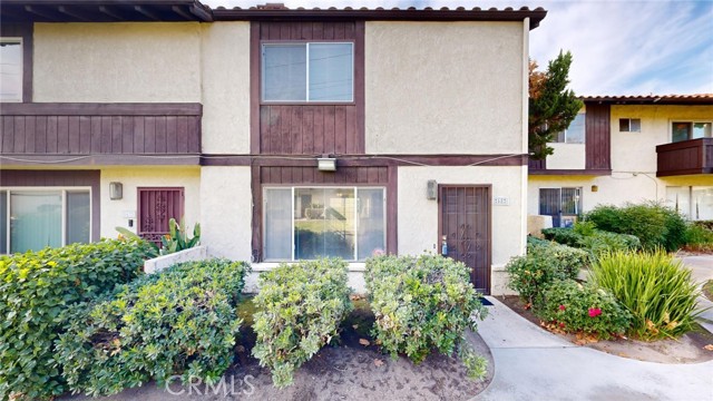 Detail Gallery Image 9 of 40 For 1077 Santo Antonio Dr #68,  Colton,  CA 92324 - 2 Beds | 1/1 Baths