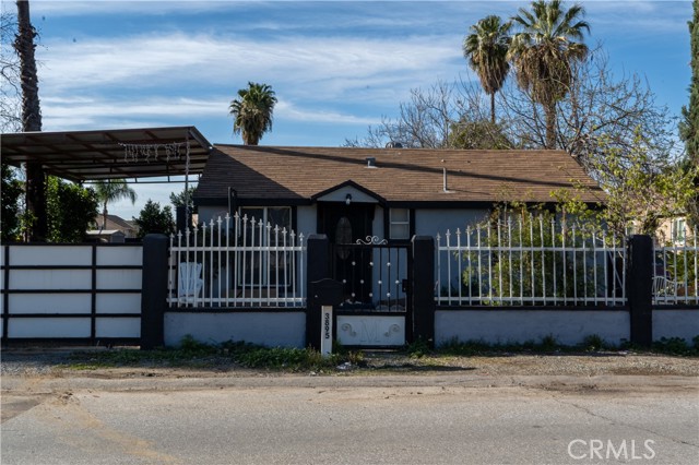 Detail Gallery Image 4 of 26 For 3895 Twining, Jurupa Valley,  CA 92509 - 3 Beds | 1 Baths