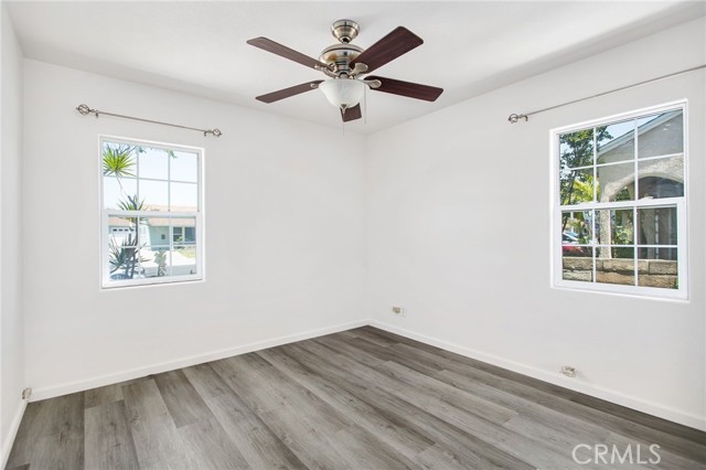 Detail Gallery Image 27 of 51 For 13828 Cowley Ave, Bellflower,  CA 90706 - 4 Beds | 2 Baths