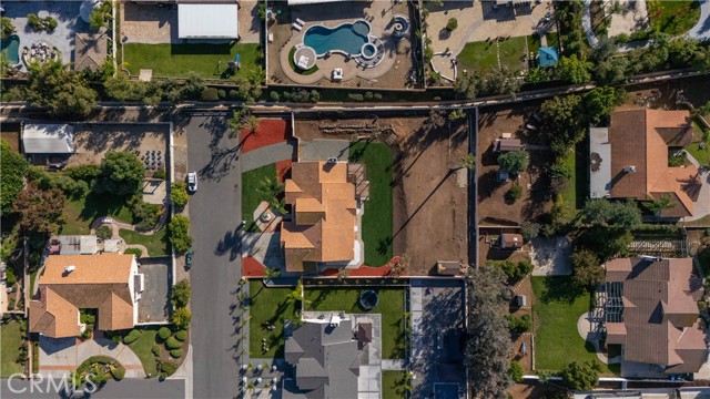 Detail Gallery Image 5 of 36 For 2352 Keusder, Riverside,  CA 92503 - 5 Beds | 3/1 Baths