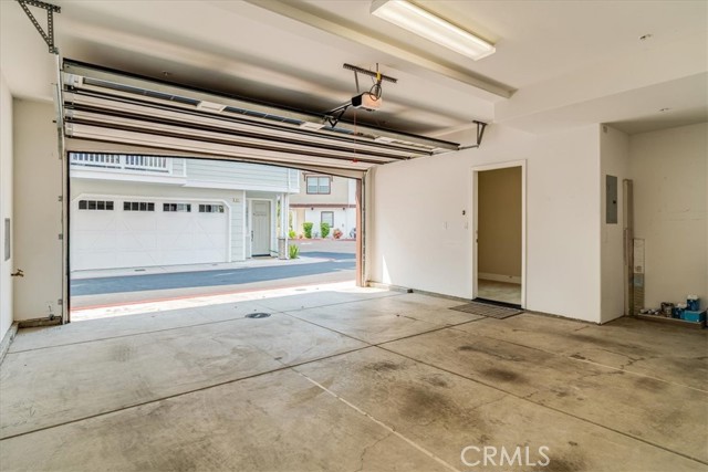 827 Basil Lane, San Luis Obispo CA: https://media.crmls.org/medias/35197ae1-974b-4e7a-aa65-9994ade0e490.jpg