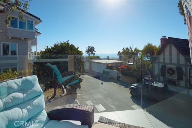 Detail Gallery Image 28 of 43 For 2680 Victoria Dr, Laguna Beach,  CA 92651 - 3 Beds | 3/1 Baths