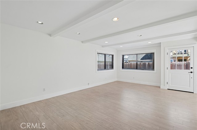 Detail Gallery Image 21 of 41 For 2048 Garden Ln, Costa Mesa,  CA 92627 - – Beds | – Baths