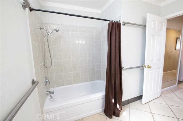 Detail Gallery Image 21 of 46 For 2327 Cienega, Highland,  CA 92346 - 5 Beds | 4 Baths