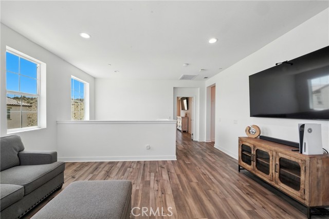3969 Eliopulos Ranch Drive, Palmdale CA: https://media.crmls.org/medias/351b9892-7ff0-40ad-8524-31ac456bfad0.jpg