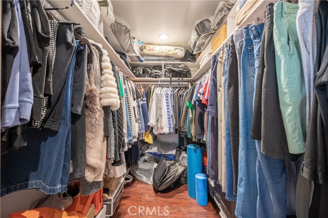 Detail Gallery Image 13 of 34 For 20138 Elkwood St, Winnetka,  CA 91306 - 4 Beds | 3 Baths