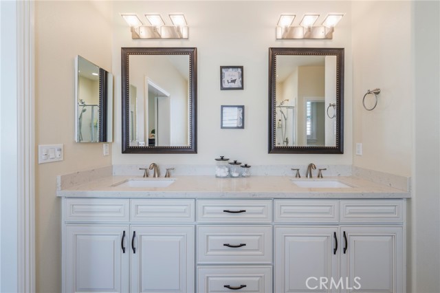 Detail Gallery Image 13 of 25 For 14944 Texaco, Paramount,  CA 90723 - 3 Beds | 2/1 Baths