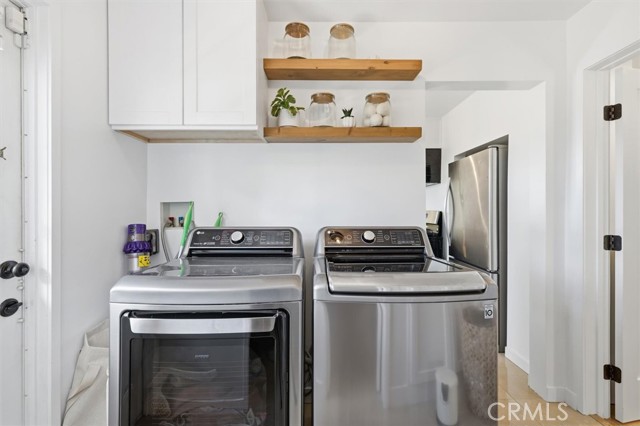 Detail Gallery Image 26 of 37 For 7337 W 88th St, Los Angeles,  CA 90045 - 4 Beds | 4 Baths