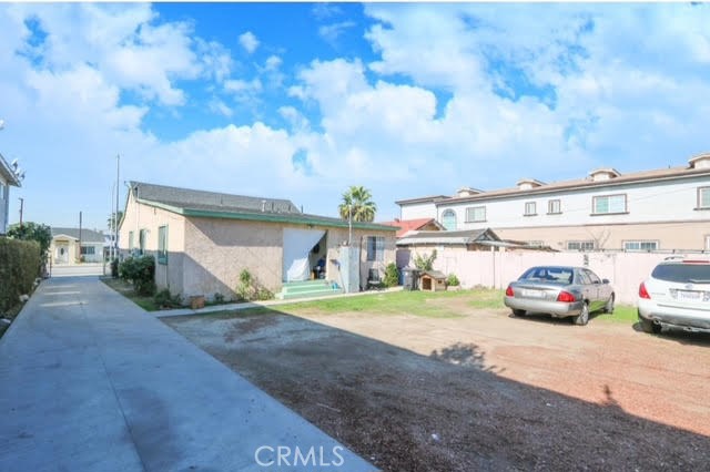 2430 Atlantic Avenue, Long Beach CA: https://media.crmls.org/medias/351de5e8-36d4-4705-9a23-940d14a01354.jpg