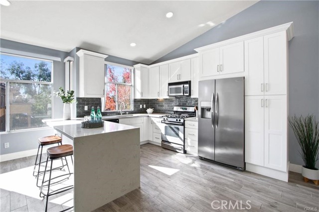 Detail Gallery Image 7 of 23 For 19431 Rue De Valore 49a,  Lake Forest,  CA 92610 - 2 Beds | 2 Baths