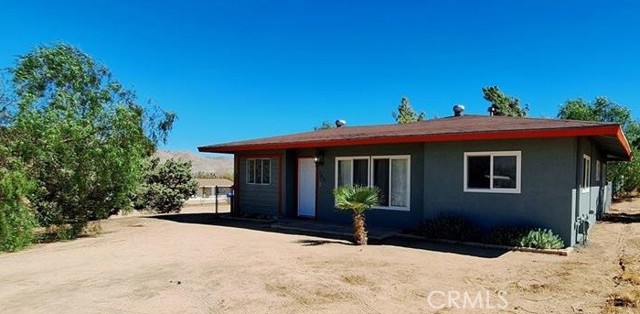 Detail Gallery Image 1 of 18 For 7819 Deer  Trail, Yucca Valley,  CA 92284 - 3 Beds | 1 Baths