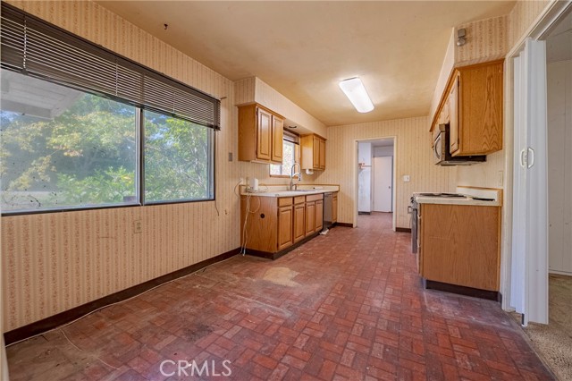 Detail Gallery Image 35 of 47 For 1165 W North Bear Creek Dr, Merced,  CA 95348 - 3 Beds | 2/1 Baths