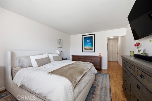2 Bed Home for Sale in Sherman Oaks, California