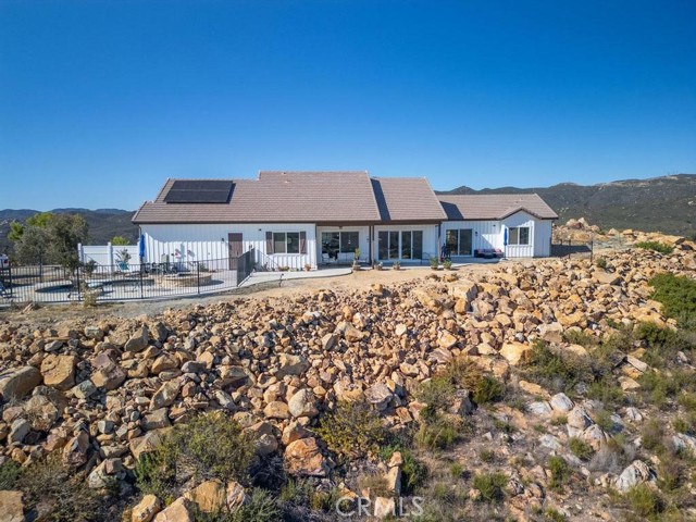 Detail Gallery Image 10 of 15 For 39472 Vista Del Bosque, Murrieta,  CA 92562 - 3 Beds | 2 Baths