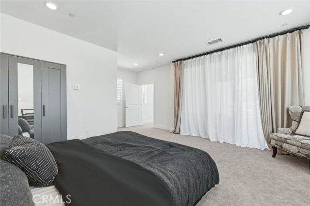 Detail Gallery Image 29 of 39 For 118 Yugen, Irvine,  CA 92618 - 4 Beds | 3/1 Baths