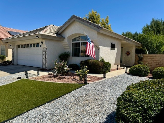 Detail Gallery Image 1 of 19 For 19613 Ironside Dr, Apple Valley,  CA 92308 - 2 Beds | 2 Baths