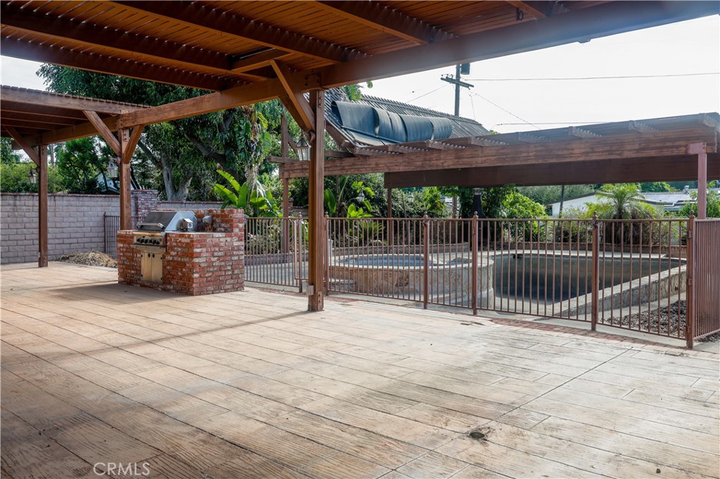 MLS #SR26139343 image #5