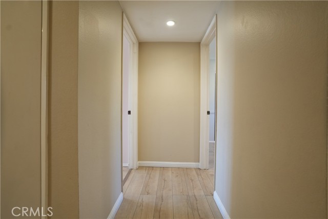 635 East Elmwood Avenue, 204 photo 11