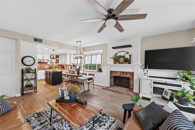 Detail Gallery Image 21 of 75 For 21352 Silvertree Lane, Rancho Santa Margarita,  CA 92679 - 4 Beds | 2/1 Baths