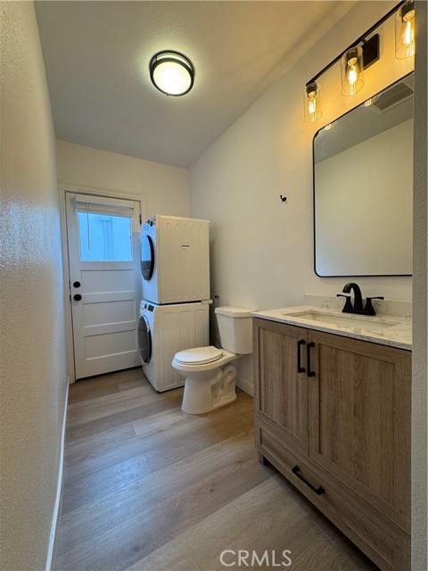 Detail Gallery Image 6 of 9 For 1215 N Vista, West Hollywood,  CA 90046 - 2 Beds | 1/1 Baths