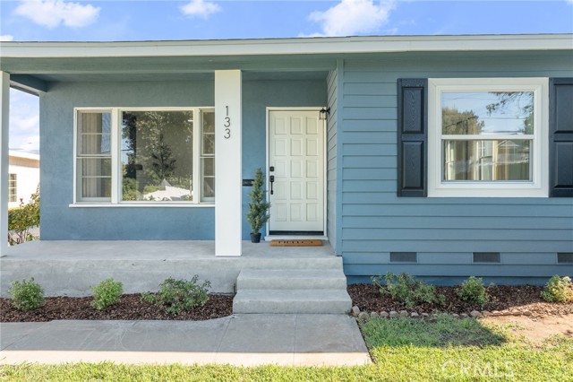 Detail Gallery Image 3 of 33 For 133 S San Mateo, Redlands,  CA 92373 - 3 Beds | 2 Baths