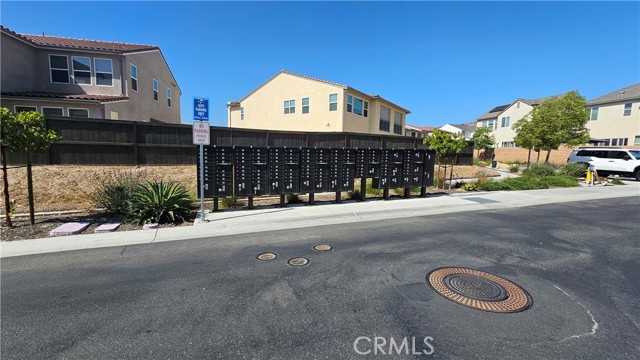 1612 Whitmore Loop, Chula Vista CA: https://media.crmls.org/medias/35228ba3-565e-4419-ad59-469c5147be71.jpg
