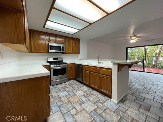 Detail Gallery Image 11 of 38 For 1548 Vallecito, Pomona,  CA 91768 - 4 Beds | 3 Baths