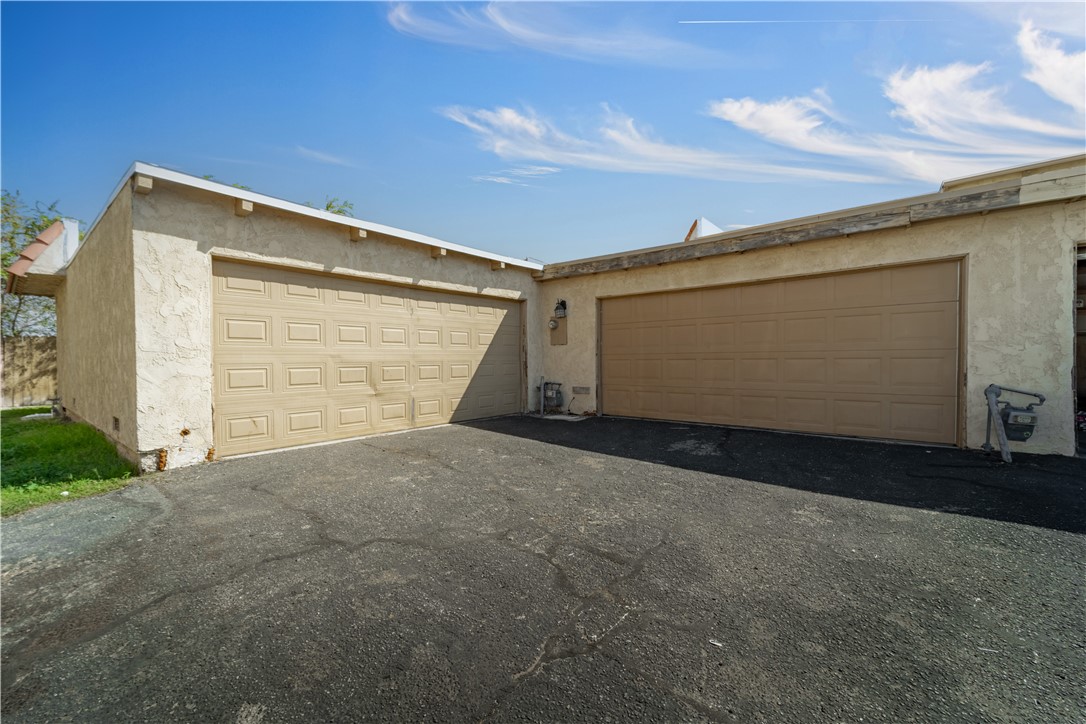 Detail Gallery Image 13 of 14 For 43618 Stanridge Ave, Lancaster,  CA 93535 - 3 Beds | 2 Baths