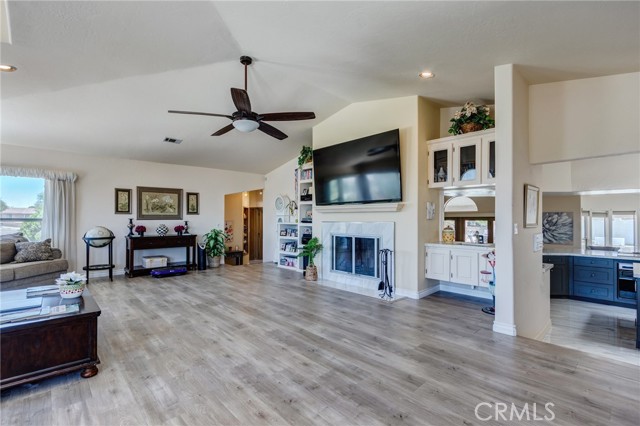 20003 Waco Road, Apple Valley CA: https://media.crmls.org/medias/3525c893-01ef-487d-a140-cbb0fbab1a37.jpg