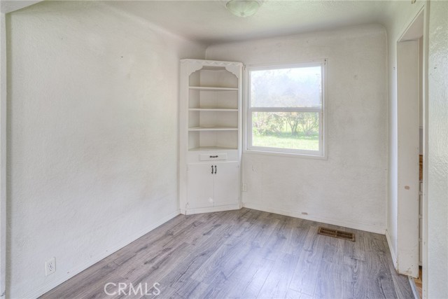 Detail Gallery Image 7 of 23 For 9 Midway, Oroville,  CA 95966 - 2 Beds | 1 Baths