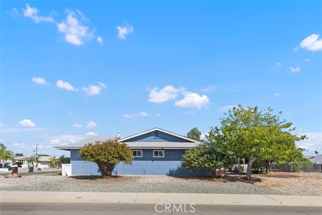 Detail Gallery Image 2 of 28 For 25781 Interlechen Dr, Menifee,  CA 92586 - 3 Beds | 2 Baths