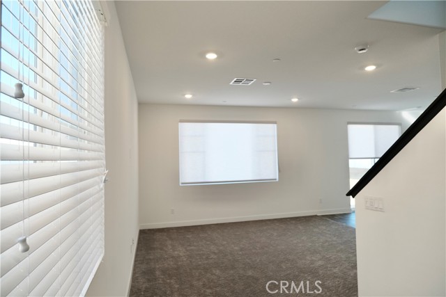 Detail Gallery Image 13 of 39 For 30770 White Pines Dr, Menifee,  CA 92584 - 3 Beds | 2/1 Baths