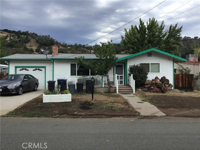Photo of 12772 Shoreview Drive, Clearlake Oaks, CA 95423