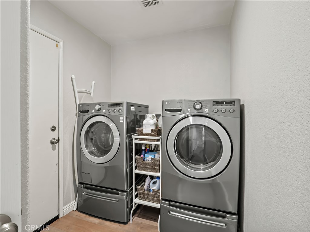 MLS #SR25245032 image #12