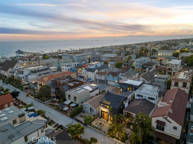 409 9th Street, Manhattan Beach, California 90266, 6 Bedrooms Bedrooms, ,4 BathroomsBathrooms,Residential,Sold,9th,SB23133381