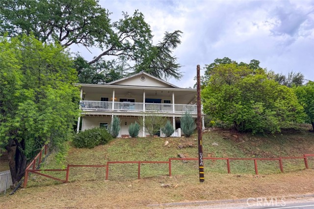 4986 7th Street, Mariposa CA: https://media.crmls.org/medias/35299a89-4996-4a0a-95cf-3ce93e02a672.jpg