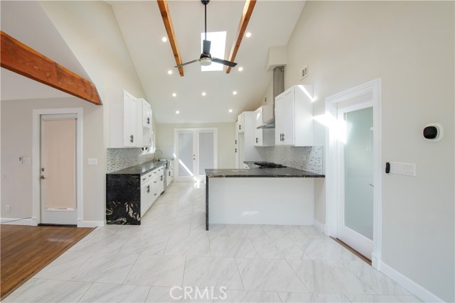 Detail Gallery Image 23 of 57 For 7447 Enfield, Reseda,  CA 91335 - 3 Beds | 2 Baths