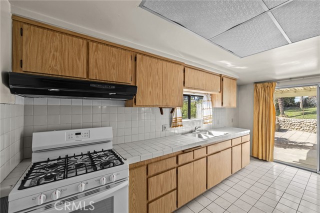 Detail Gallery Image 13 of 26 For 4951 Mcclintock Ave, Temple City,  CA 91780 - 2 Beds | 2 Baths