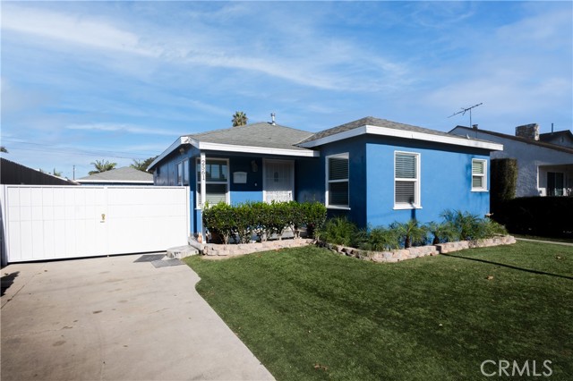 Thumbnail for 2561 E Washington St, Carson, CA 90810
