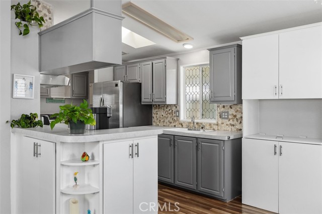 Detail Gallery Image 7 of 38 For 245 W Bobier Dr #33,  Vista,  CA 92083 - 2 Beds | 2 Baths