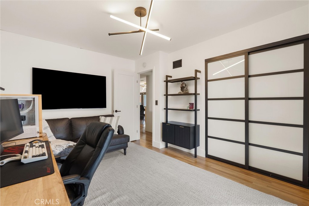 MLS #OC26149742 image #21