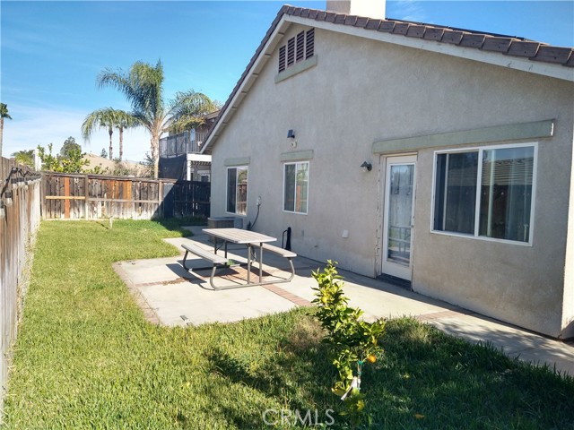 Detail Gallery Image 27 of 32 For 16165 via Ultimo, Moreno Valley,  CA 92551 - 3 Beds | 2 Baths