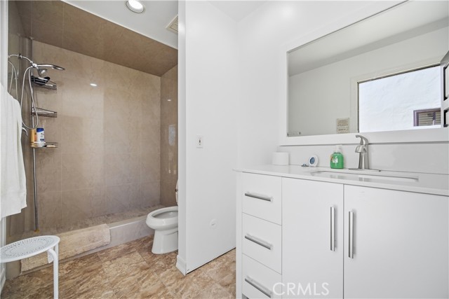 Detail Gallery Image 19 of 23 For 23139 Park Contessa, Calabasas,  CA 91302 - 4 Beds | 4/1 Baths