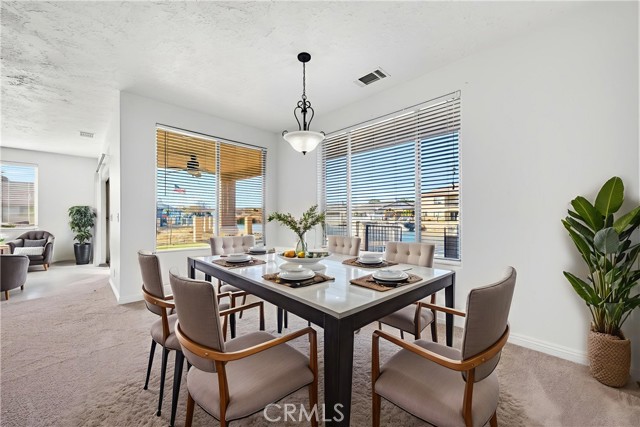 Detail Gallery Image 8 of 75 For 14414 Ironsides, Helendale,  CA 92342 - 4 Beds | 3 Baths